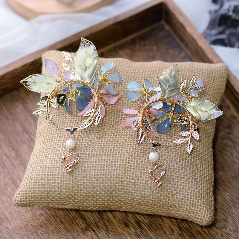 Fiora Earrings