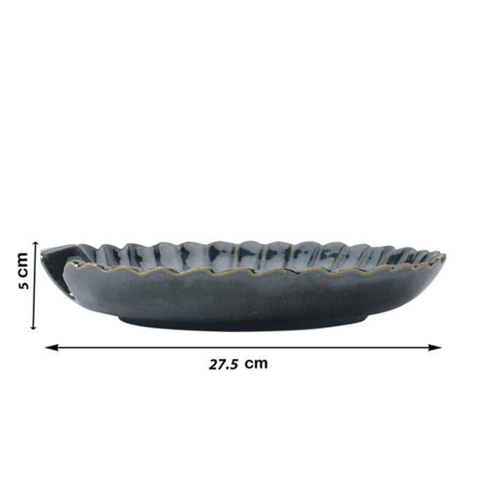 Frizka Green Leaf Shaped Ceramic Platter/Microwave Safe (Set of 1)