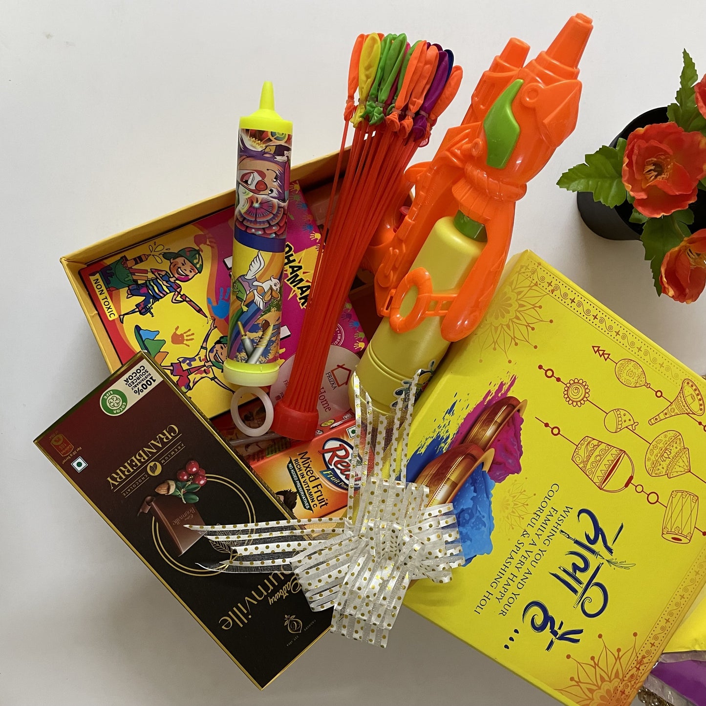 Frizka Holi Gift Box