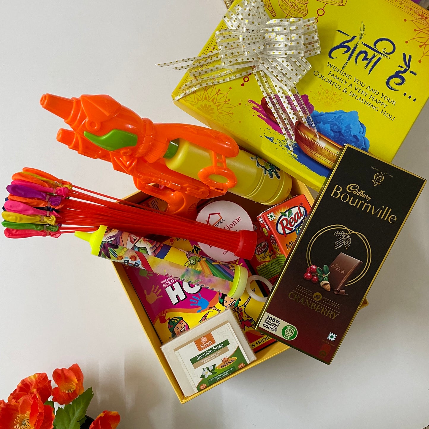 Frizka Holi Gift Box