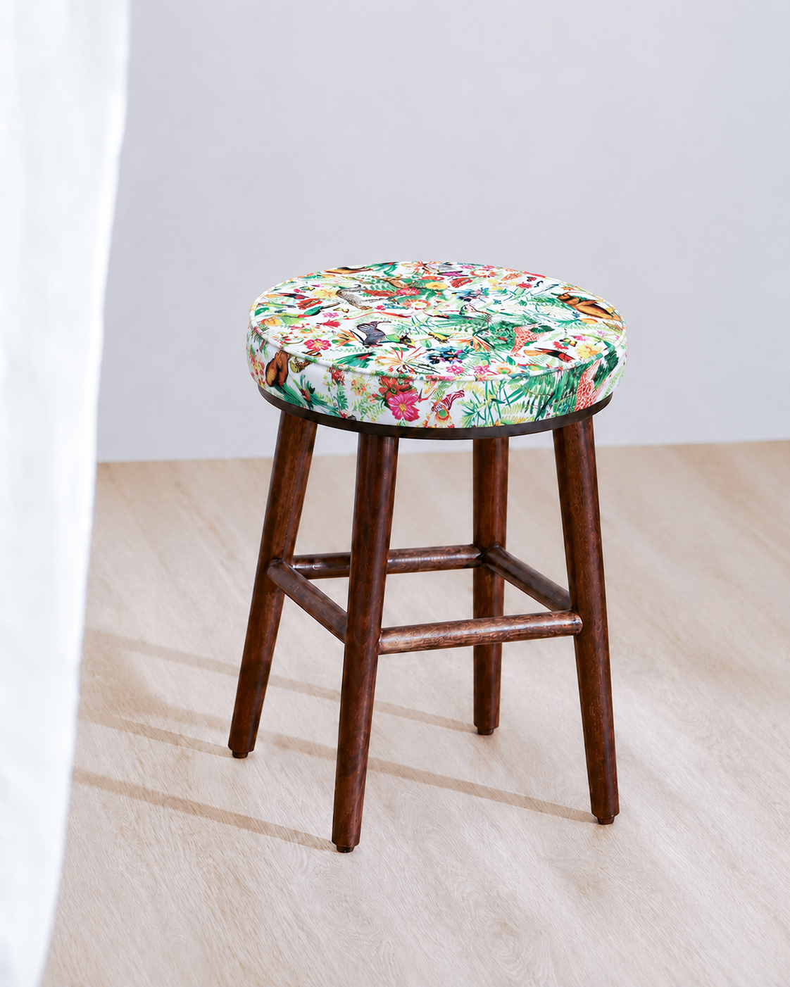 English Café Stool - Wildlife Theme