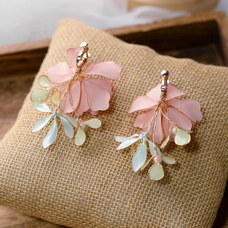 Zinnia Earrings