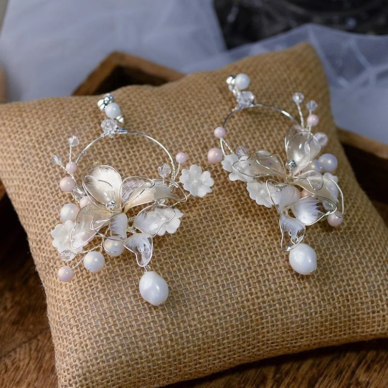 Zephyra Earrings