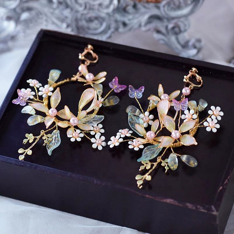 Nysa Earrings