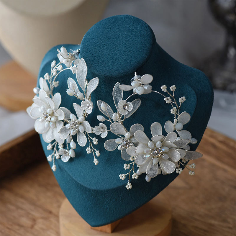 Eira Earrings