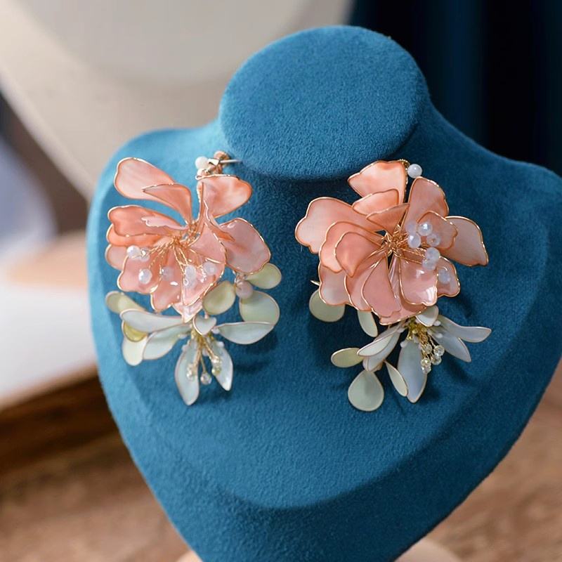 Zinnia Earrings