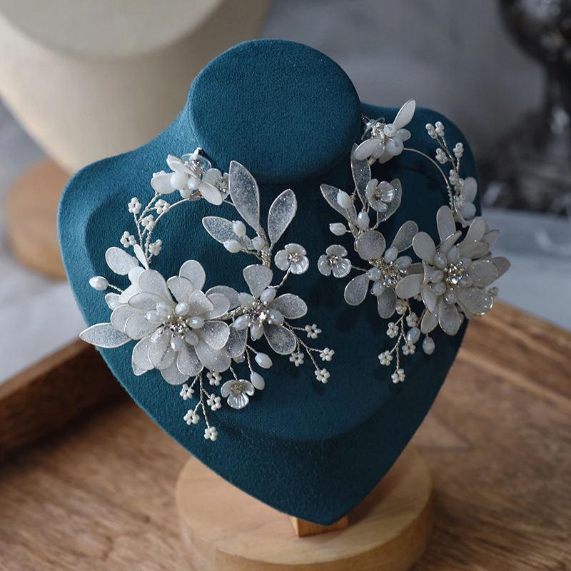 Eira Earrings