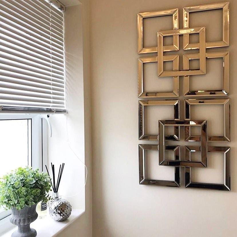 Mirrored Wall Decor Decorative Mirror- Set of 3