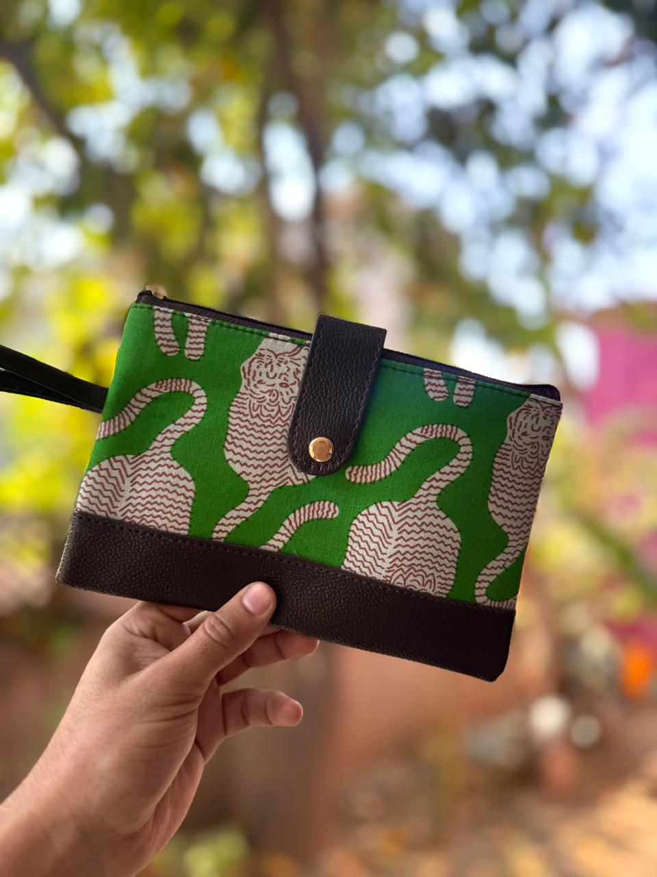 Stylish Printed Fabric Pouch (Assorted Set of 4)